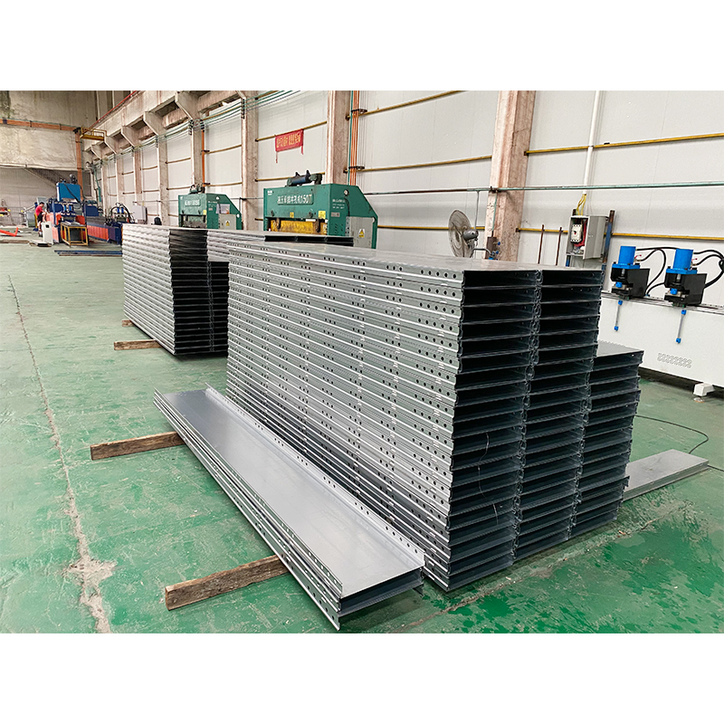 What are the significant strength advantages of alloy steel formwork in template panel systems?